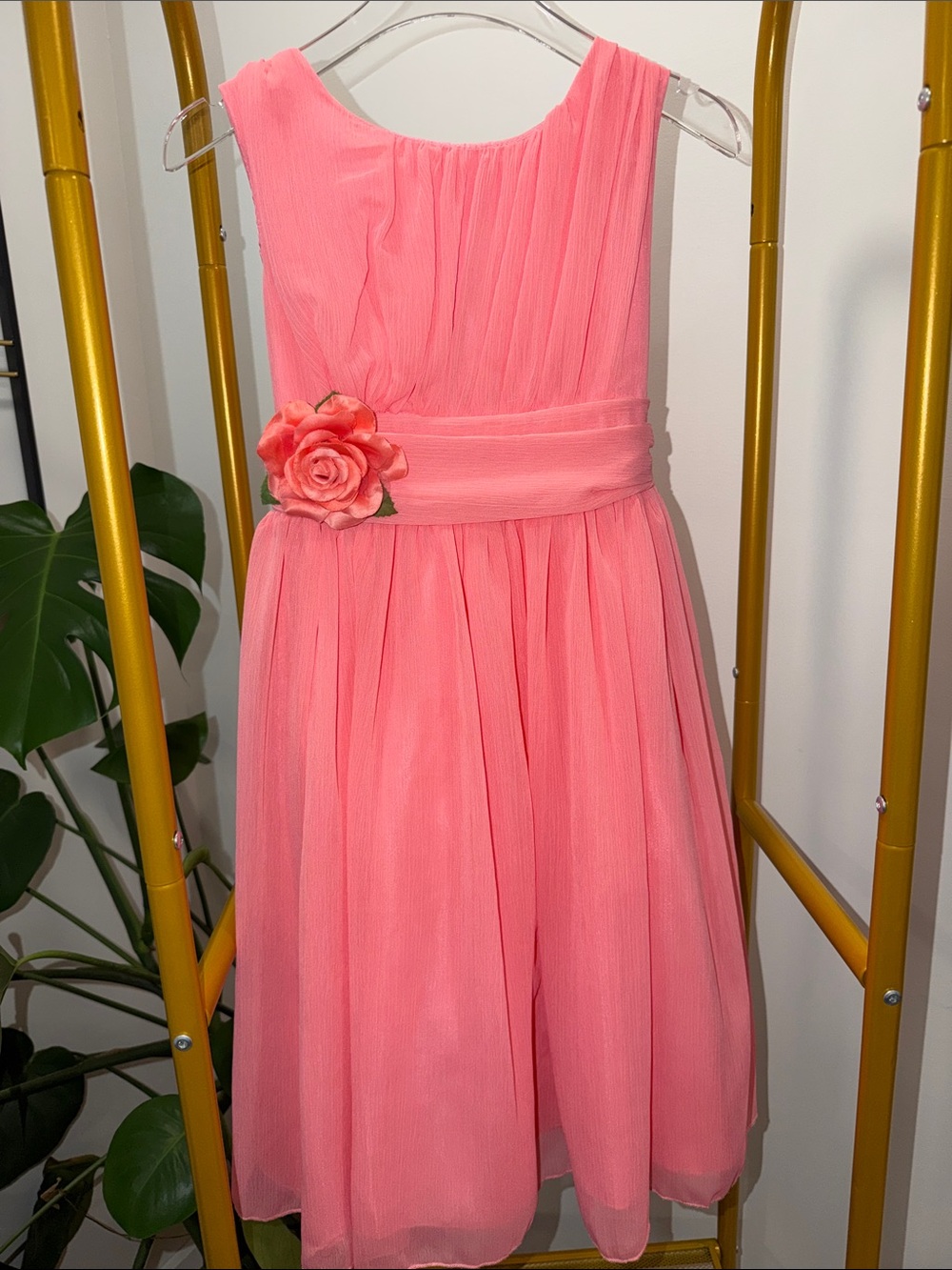 Girls Coral Pink Chiffon Flower-Waist Formal Dress